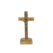 CRUCIFIXO DE MADEIRA – Medalha de São Bento - 9cm